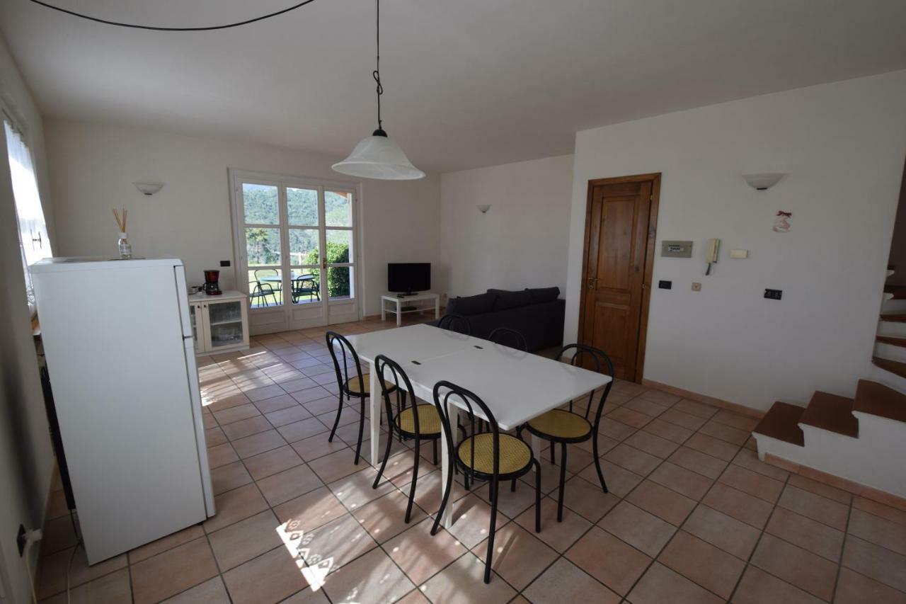 Case Vacanze Malonghe Deiva Marina Luaran gambar