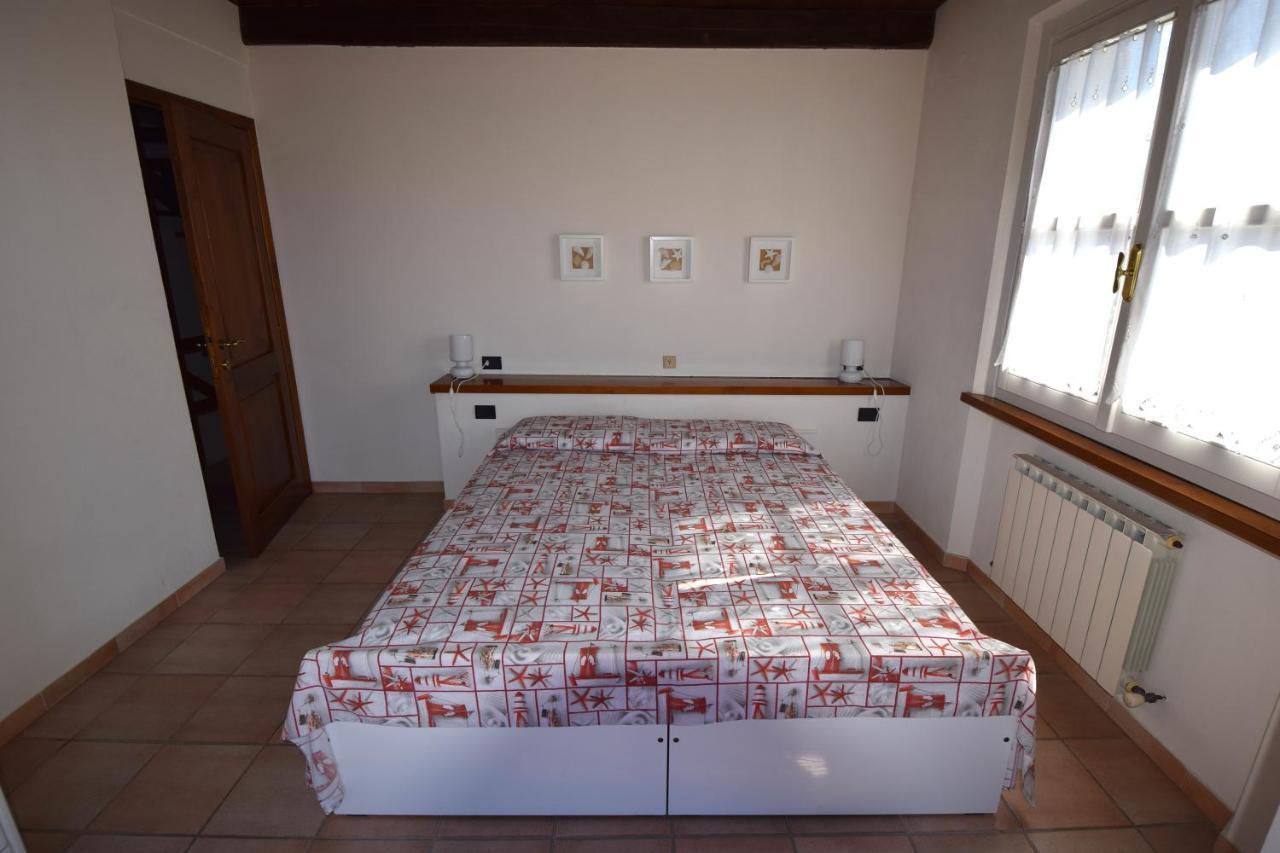 Case Vacanze Malonghe Deiva Marina Luaran gambar